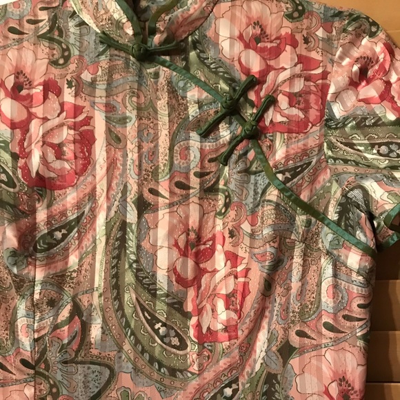 Classic Chinese dress - Picture 4 of 5